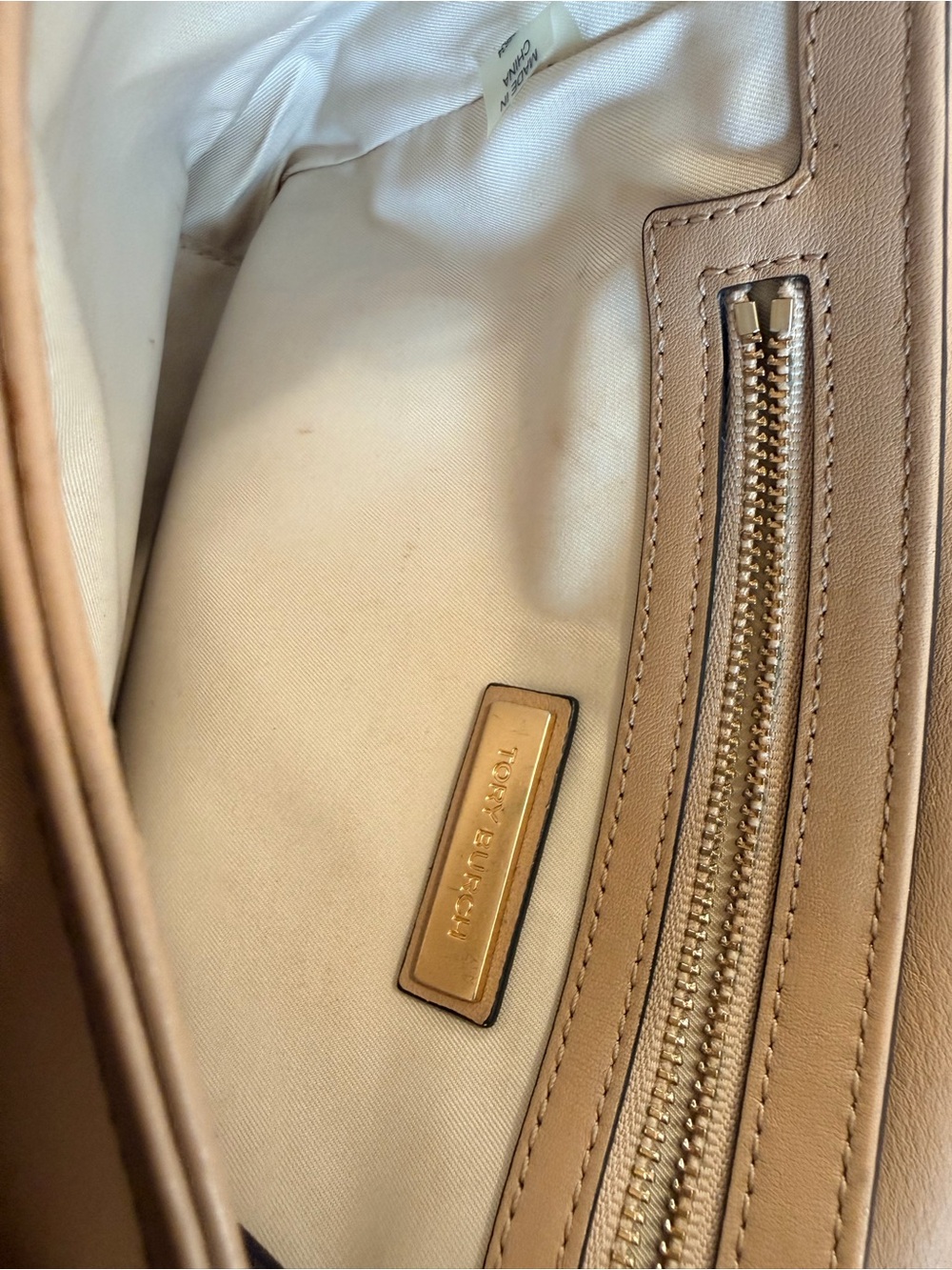 Tory Burch Tan Python-Embossed Shoulder Bag with Dark green Chain Strap - Picture 16 of 16